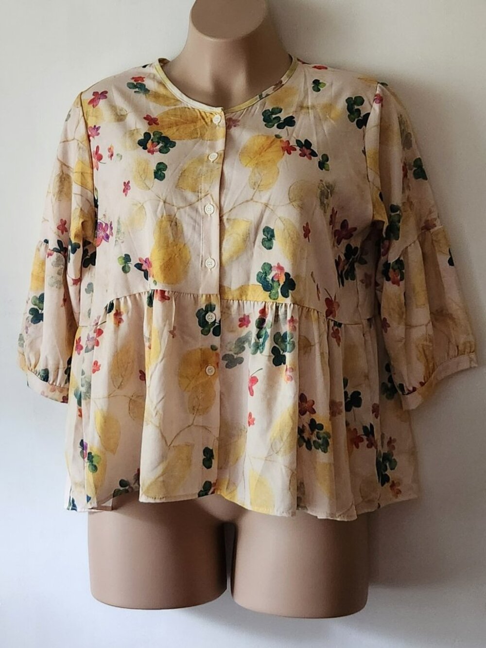 Beautiful floral blouse sz XXL empire waist yellow green pink VGUC